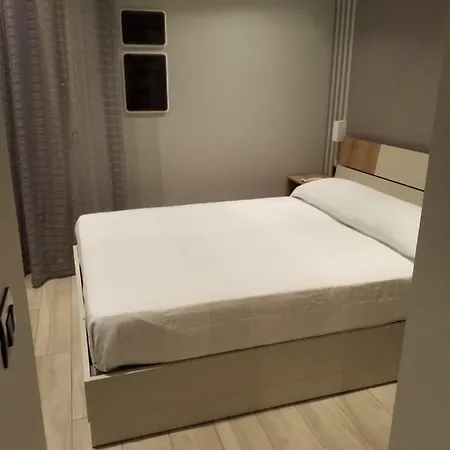 Апартаменты Mandria 1 2