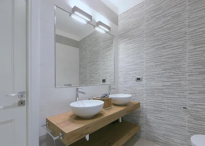 Apartment Mandria 1 2 *