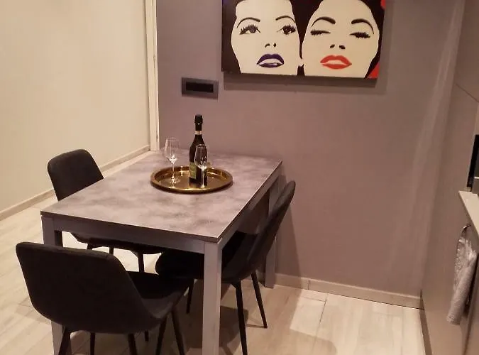 Mandria 1 2 Apartment Bologna