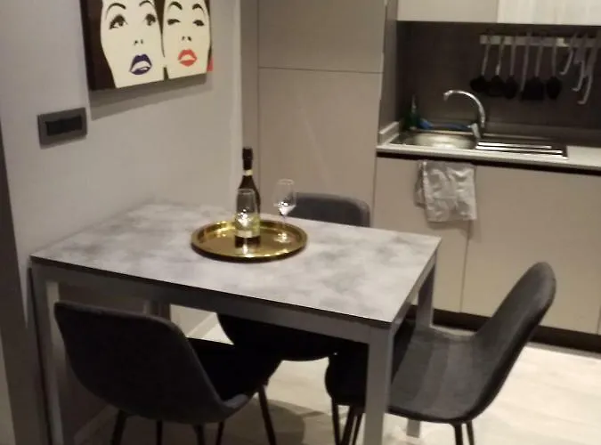 Apartment Mandria 1 2 *